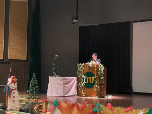 Christmas Cheer at Mody School