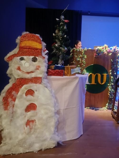 Christmas Cheer at Mody School